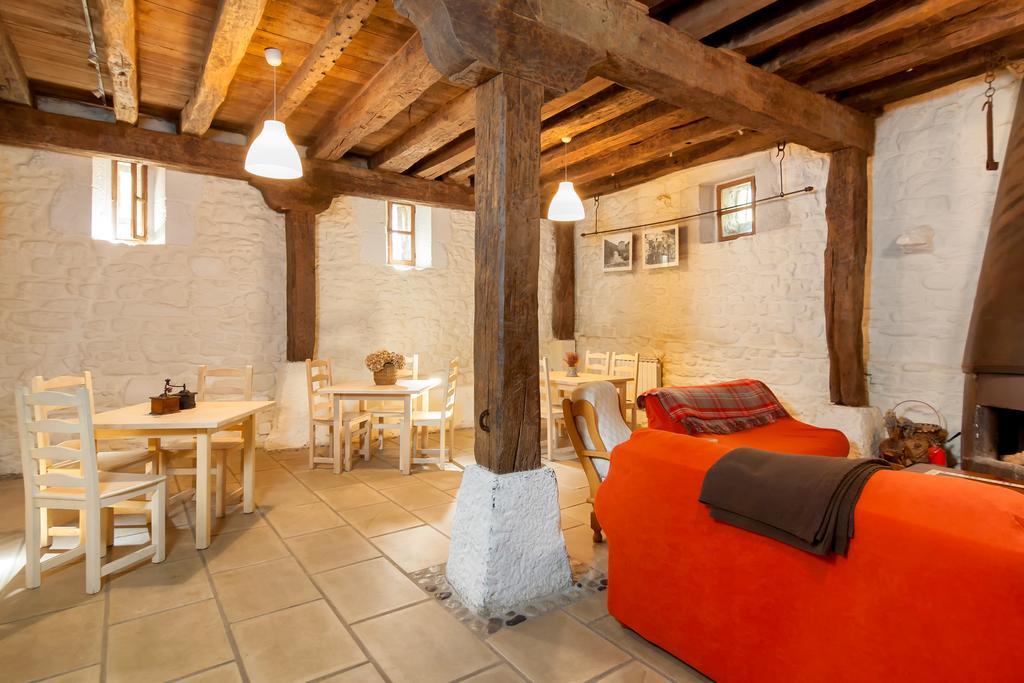 Casona Valle de Soba Regules Extérieur photo